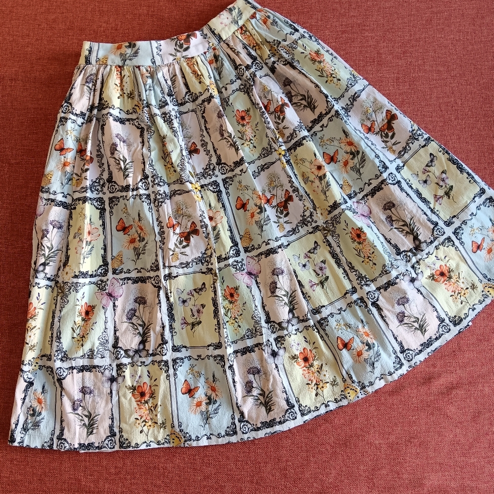 Avec Les Filles Butterfly and Floral A-Line Skirt - Multicolor